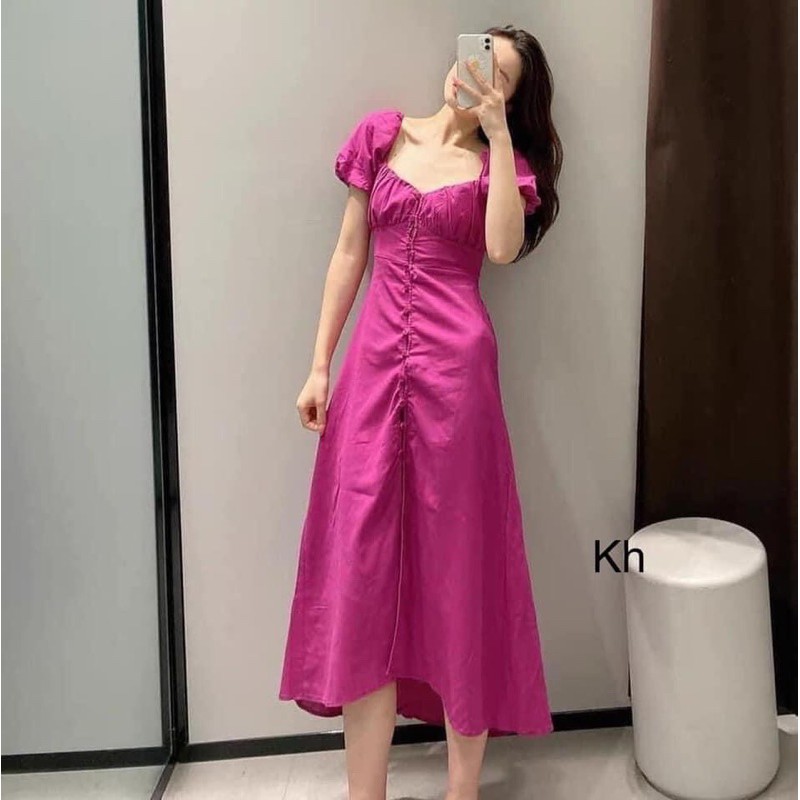 Váy hồng xoè cổ vuông rúm ngực