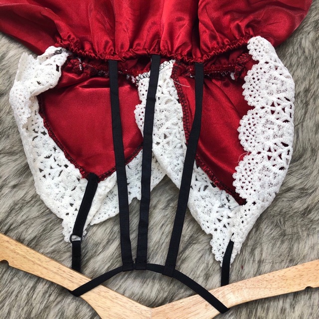 [SALE 35%] Đồ ngủ lụa ren hoa trắng có mút | BigBuy360 - bigbuy360.vn