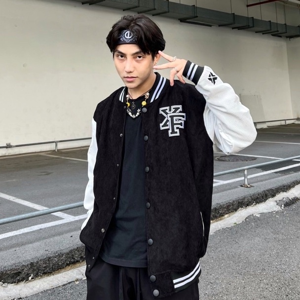 Áo Khoác Nhung Tăm Bóng Chày Thêu Nam Nữ Bomber Varsity Jacket Form Rộng 2 Lớp Màu Đen Tay Trắng By Local Brand Xfire
