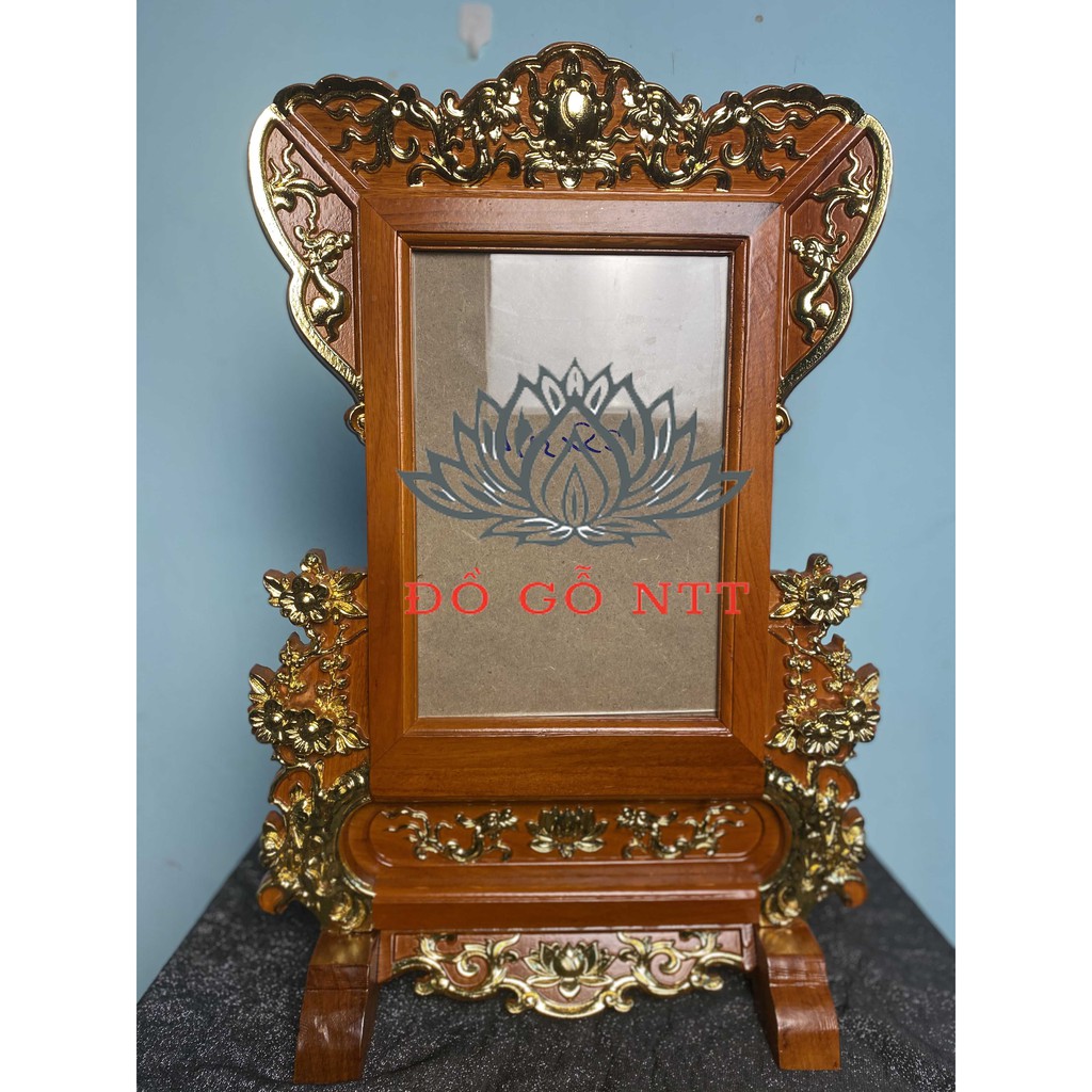Khung ảnh thờ mai vàng,Khung hình thờ trạm khắc gỗ gõ thếp vàng