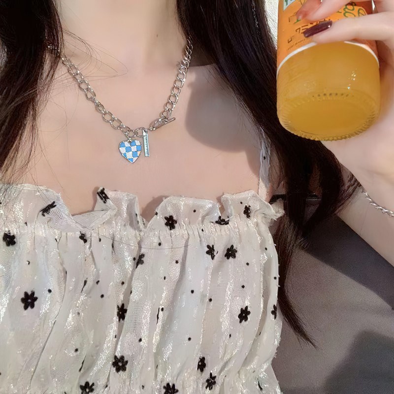 Vòng Cổ/Vòng Tay/Dây Chuyền Mặt Hình Trái Tim Kẻ Ô Vuông/Hình Trái Tim Thanh Lịch Dành Cho Bạn Gái
