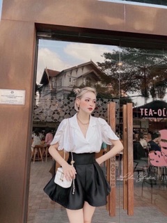 Sơ mi cổ vest tay bồng
