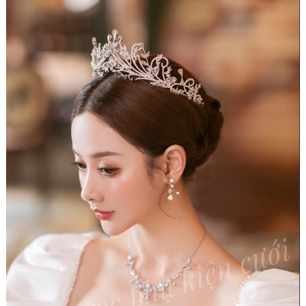 Vương miện cô dâu xinh ngất cho các nàng - giá 170k-VM146