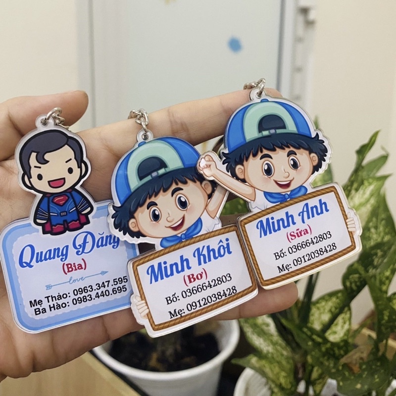 Móc khoá cắt treo balo cho bé yêu ghi thông tin