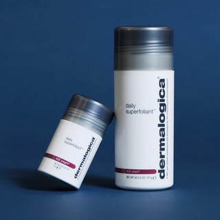 Tẩy da chết than hoạt tính giúp thải độc cho làn da ô nhiễm và lão hoá sớm Dermalogica Daily Superfoliant