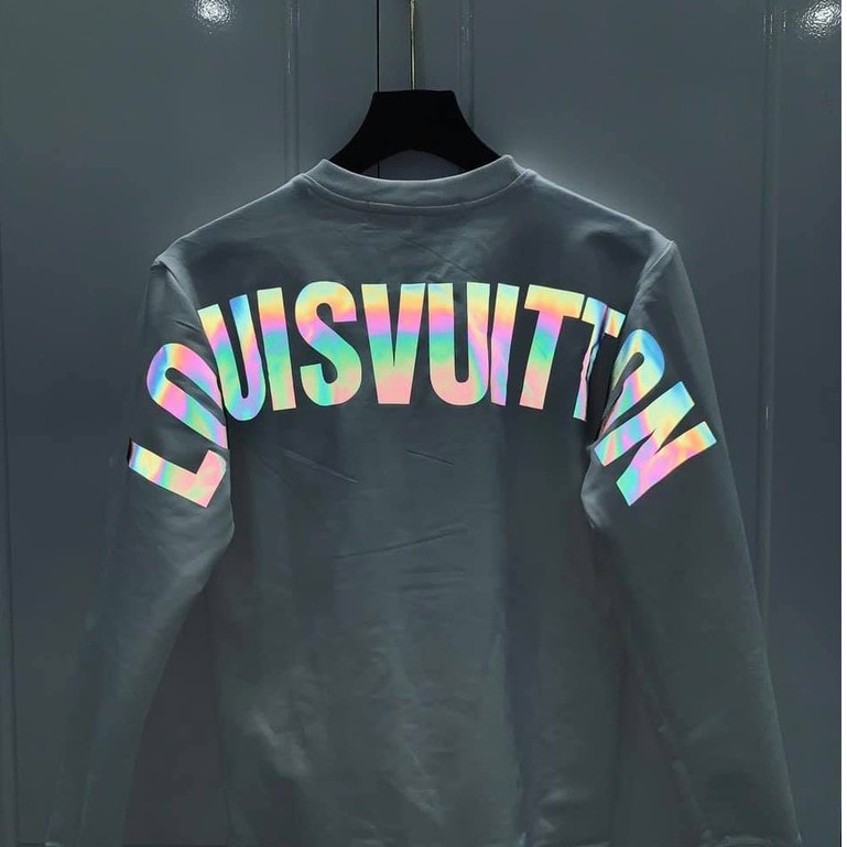 Áo Thun cotton Dài Tay Sweater Unisex Nam Nữ chữ Phản Quang lưng tay video kèm ảnh | BigBuy360 - bigbuy360.vn