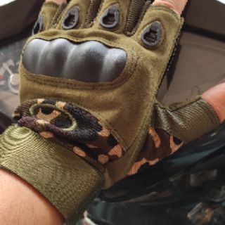 Găng tay tactical đa năng
