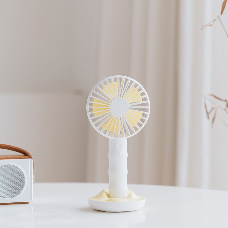 Quạt Mini Cầm Tay 3 Tốc Độ Kèm Sạc USB Tiện Dụng Chất Lượng Cao