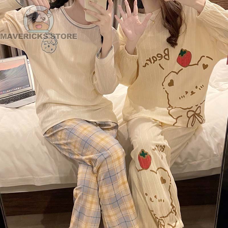 Bộ Đồ Ngủ Tay Dài In Hình Gấu Dễ Thương Phong Cách Hàn Quốc