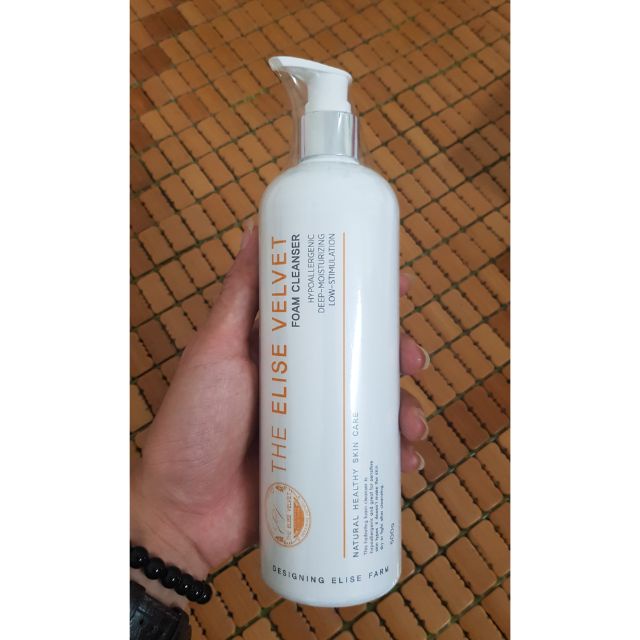 Sữa rửa mặt tạo bọt Lindsay 500ml