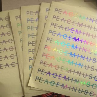 MIẾNG DÁN STICKER HOLOGRAM PEACEMINUSONE BIGBANG GD