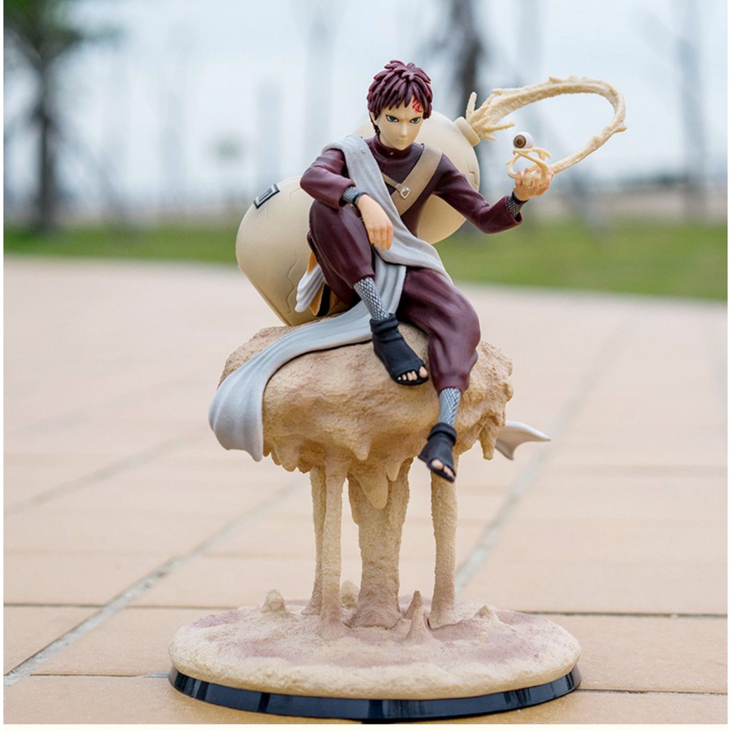 Mô hình Naruto Garra Gara nhất vĩ ngồi trên cát , cao 22cm