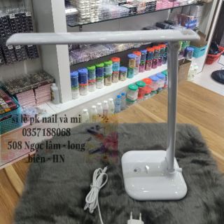 Đèn bàn làm nail