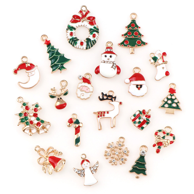 Set 19 món phụ kiện nhiều màu sắc dùng để trang trí làm vòng cổ phong cách Giáng sinh dễ thương