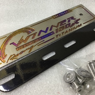 bảng tên titan Winner kèm pát và ốc