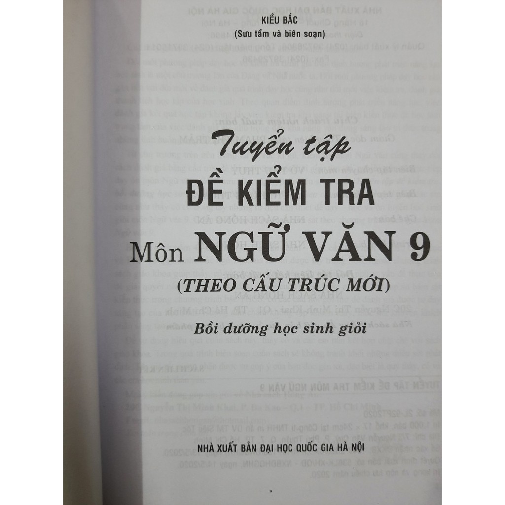 Sách - Tuyển tập đề kiểm tra môn Ngữ Văn 9 (Theo cấu trúc mới)