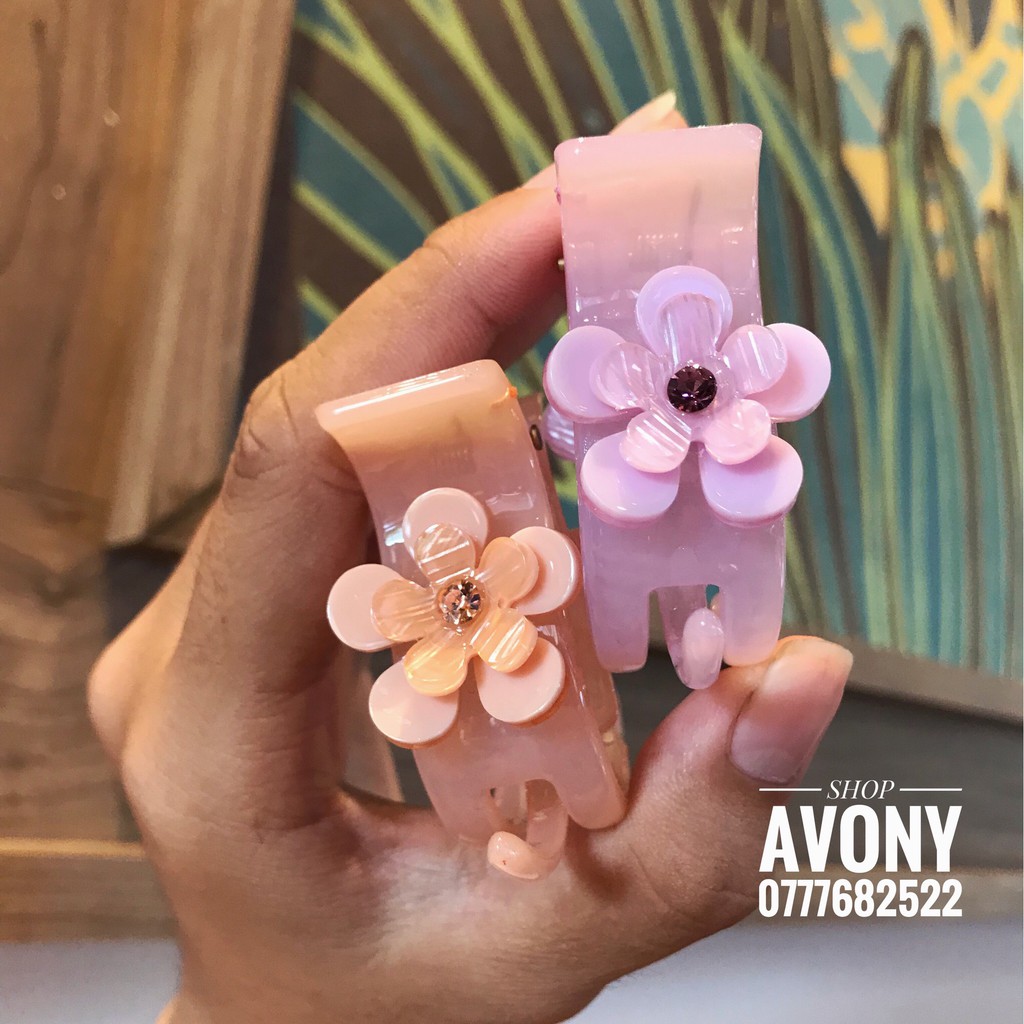 Kẹp càng cua 3 răng meka gắn hoa cánh tròn 2 lớp - Hoa nổi