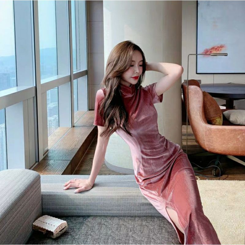 Sườn Xám Nhung Hồng Dáng Dài 40-70Kg