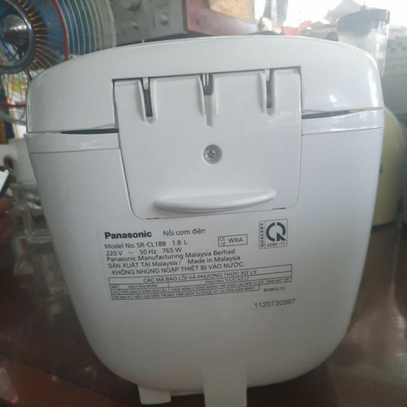 Thanh lý nồi Panasonic điện tử SR-CL188 giá rẻ