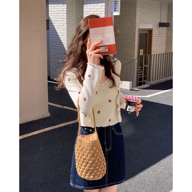 Set áo len mỏng thêu hoa ulzzang