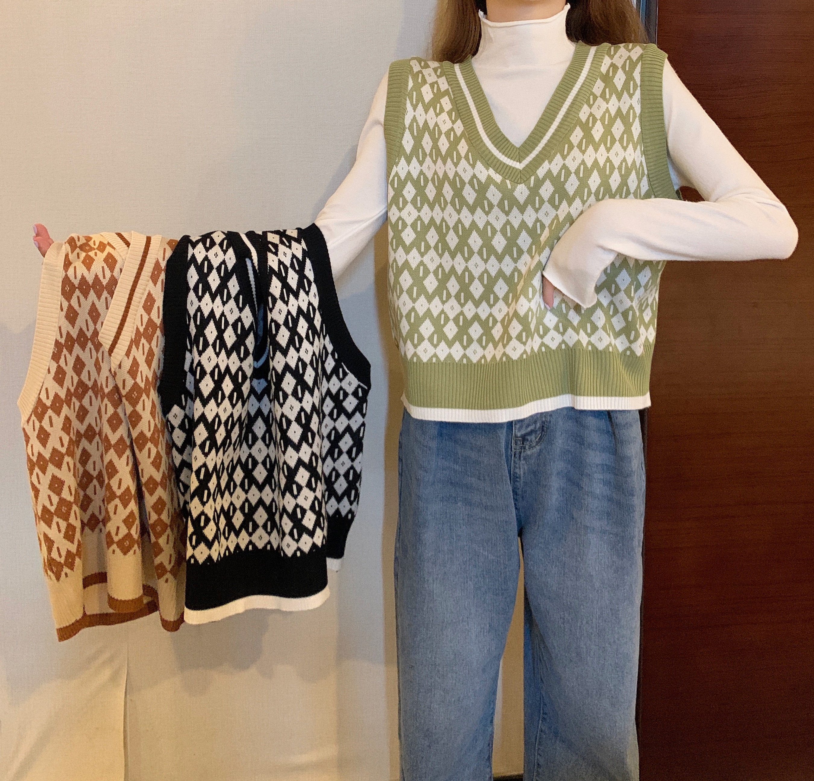 Áo Len Nữ Không Tay Cổ Chữ V Dáng Rộng Phong Cách Hàn Quốc | BigBuy360 - bigbuy360.vn