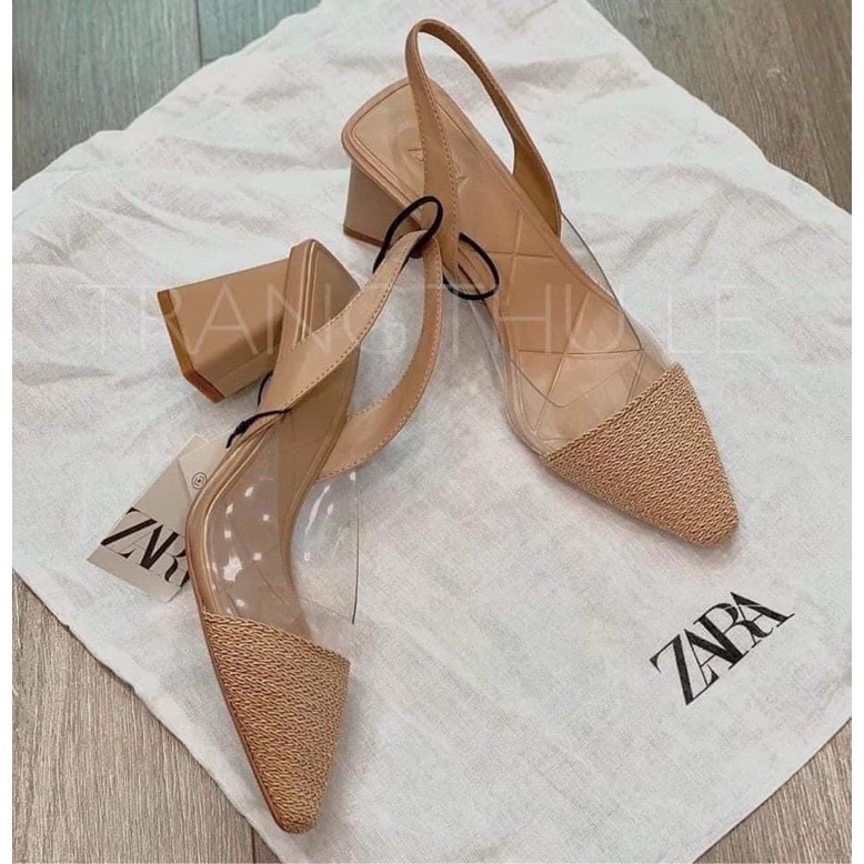 Sandal nữ Zr full box[HÀNG SẴN nên lùi 1 size nhé]