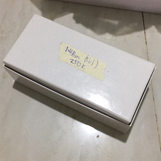 Mắt kính si