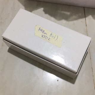 Mắt kính si