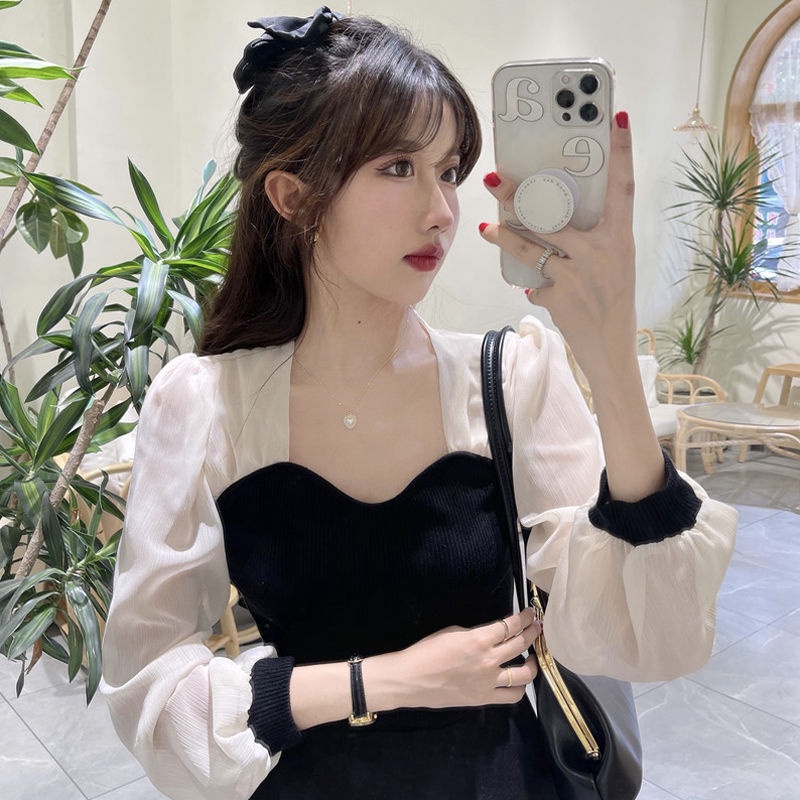 Áo sơ mi cổ vuông màu đen phong cách Pháp thời trang xuân thu cho nữ 2021