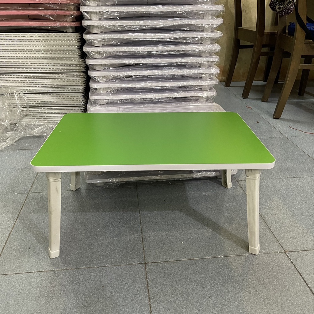 Bàn học gấp gọn ngồi bệt, bàn chân nhựa cứng 40x60cm mặt gỗ MDF loại đẹp GP148