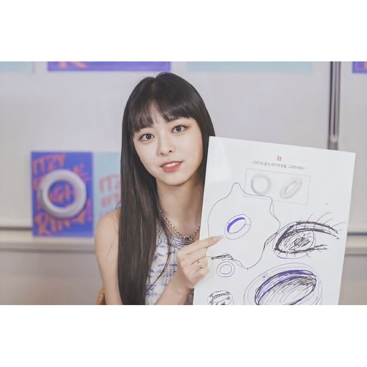 Đèn Cổ Vũ OFFICIAL LIGHTSTICK ITZY-01