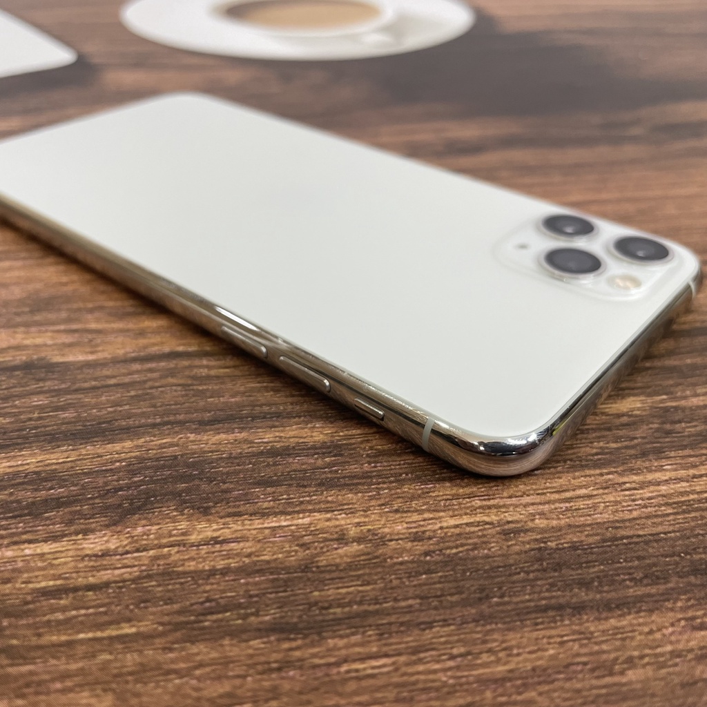 Điện thoại Aiphôn IP11 pro max bản 64 GB bản Hàn có thể tắt âm chụp ảnh với IOS 15