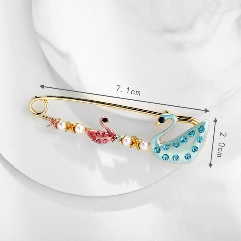 Kim băng cài áo thiên nga dễ thương GC262