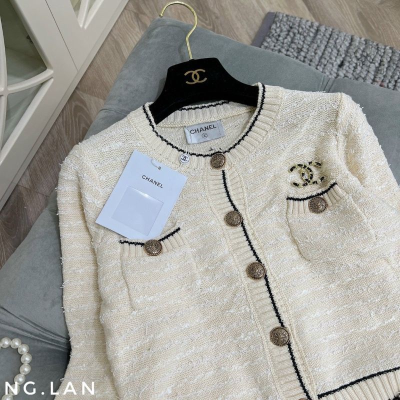 Áo len khuy chữ x hàng QCL1