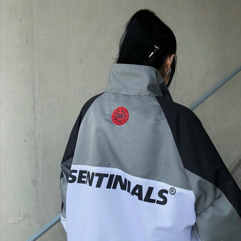 Áo khoác dù 02 lớp phối màu khóa kéo in chữ SENTINI cực đẹp thích hợp mặc đi chơi đi học | BigBuy360 - bigbuy360.vn