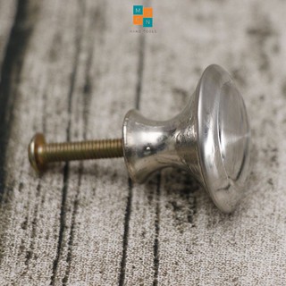 Núm nắm tủ màu trắng bạc