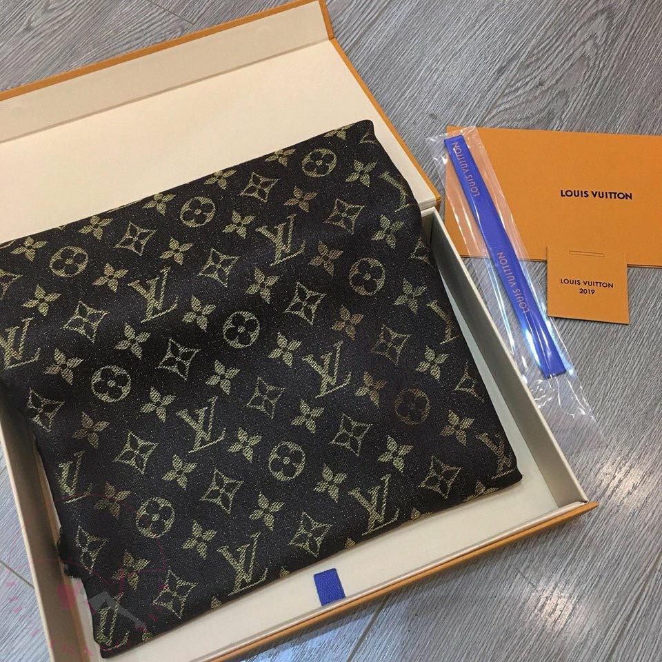 Khăn Choàng Đũi Lv Vuông 1.4m Mướt Mịn Và Sang Trọng Mẫu 1