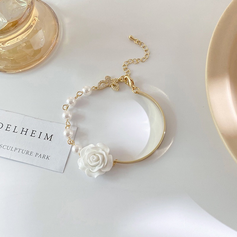 ✨✨Vòng Tay Hoa Trà Trắng Đính Ngọc Trai