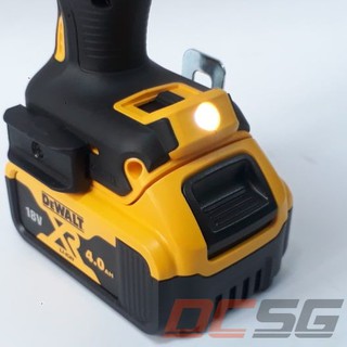 Máy khoan pin Dewalt DCD796M2 18V