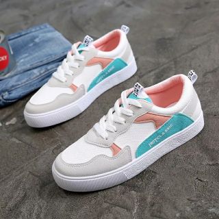 Giày thể thao nữ sale 50%