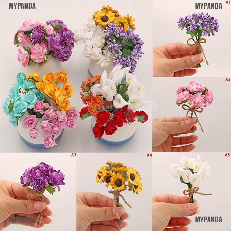 Bó hoa hồng giả xinh xắn cho nhà búp bê
