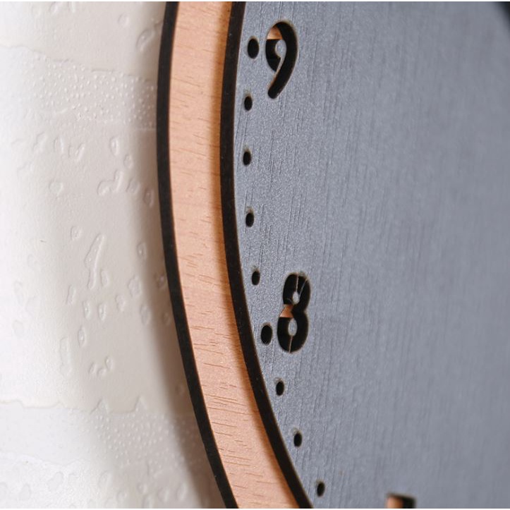 Bộ Đồng hồ treo tường bằng Gỗ - Gồm 1 Bàn Chân Lớn và 3 Bàn Chân nhỏ xinh xắn