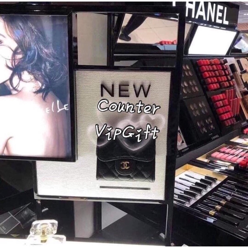 Ví gập vip gift da mờ