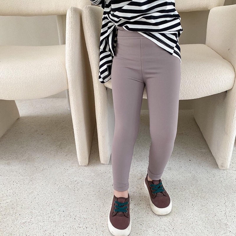 Quần legging dài bé gái cạp cao form 10-22kg thêu chữ lên dáng bao xinh_Quần legging bé gái dáng ôm