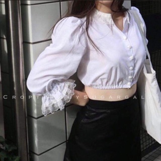 Áo croptop sơ mi cúc ngực tay bồng viền ren tiểu thư - by SugarG