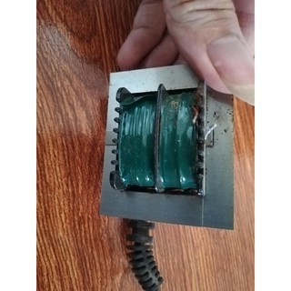 biến áp 24v 1.2a máy bơm nước ro(đã qua sử dụng) 4 cái