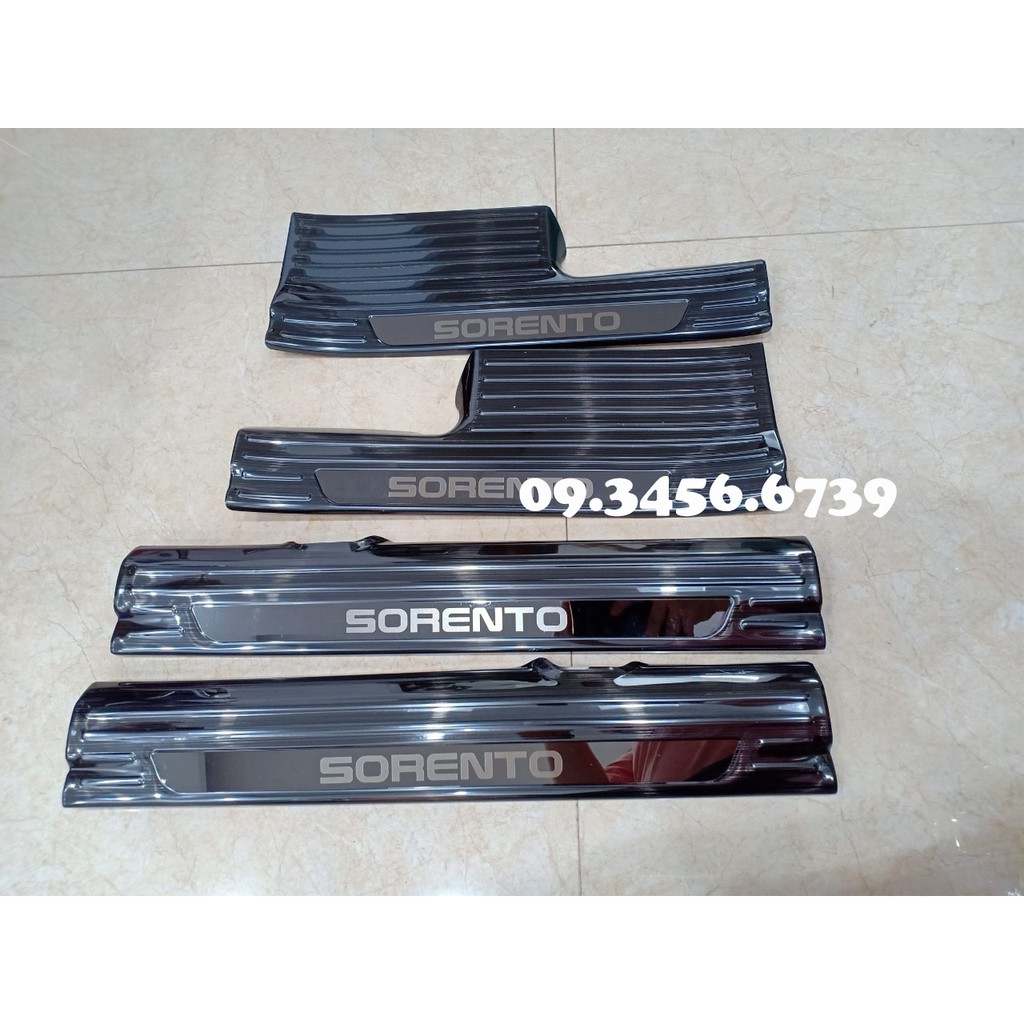 Ốp Bậc Trong KIA SORENTO 2021 - Hàng 3D Cao Cấp