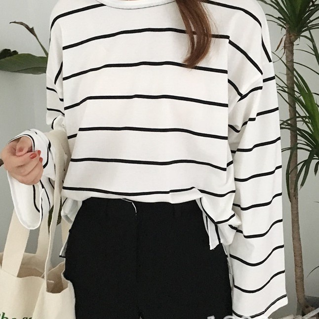 New black and white striped long-sleeved t-shirt loose T-shirt