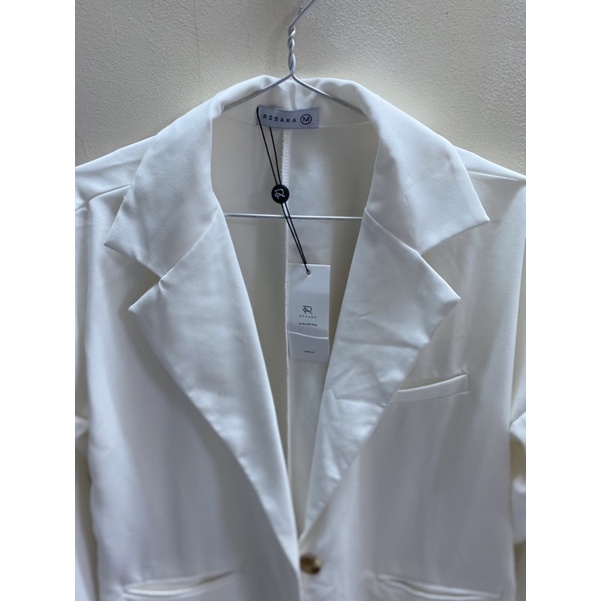 Blazer trắng Rosara