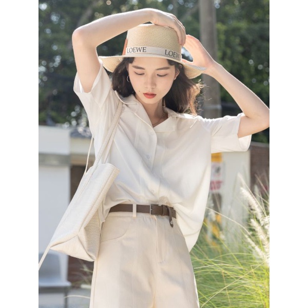 FULL SET ĐỒ STYLE HÀN: ÁO SƠ MI TRẮNG BASIC PHỐI QUẦN SHORT KAKI KÈM THẮT LƯNG VINTAGE